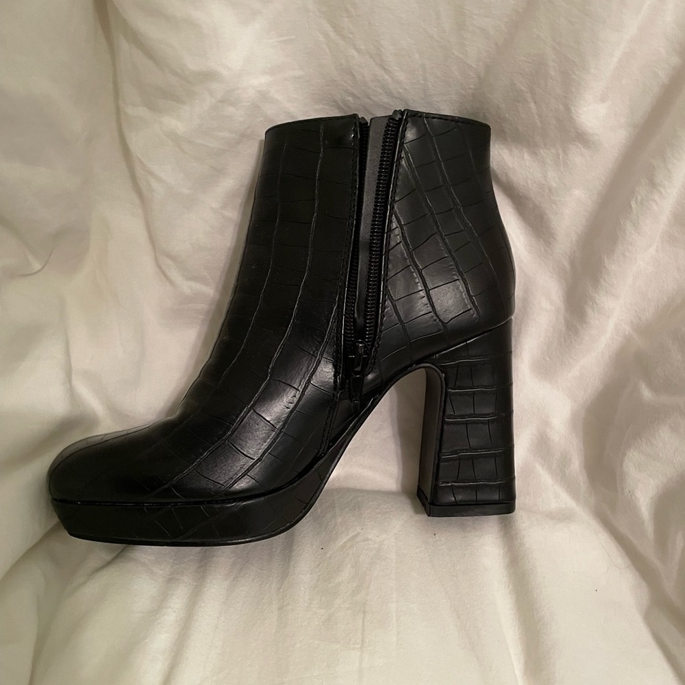 Black Croc Pattern Ankle Boot - image 1